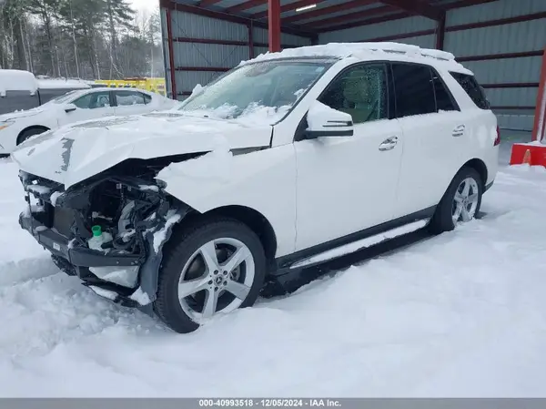 4JGDA5HB4JB156237 2018 MERCEDES-BENZ GLE - Image 2