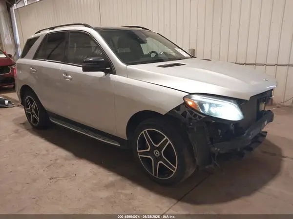 4JGDA5HB4JB158182 2018 MERCEDES-BENZ GLE - Image 1