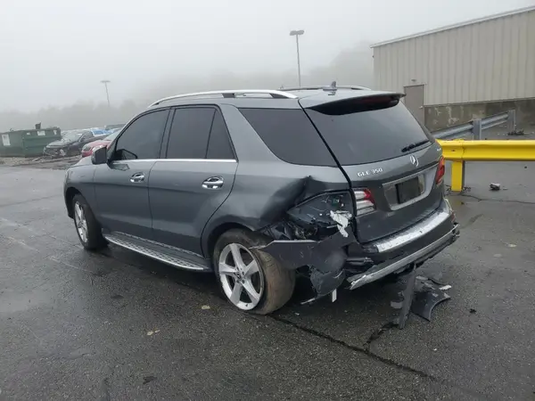 4JGDA5HB4JB168775 2018 MERCEDES-BENZ GLE - Image 2