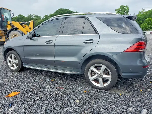 4JGDA5HB4JB183339 2018 MERCEDES-BENZ GLE - Image 2