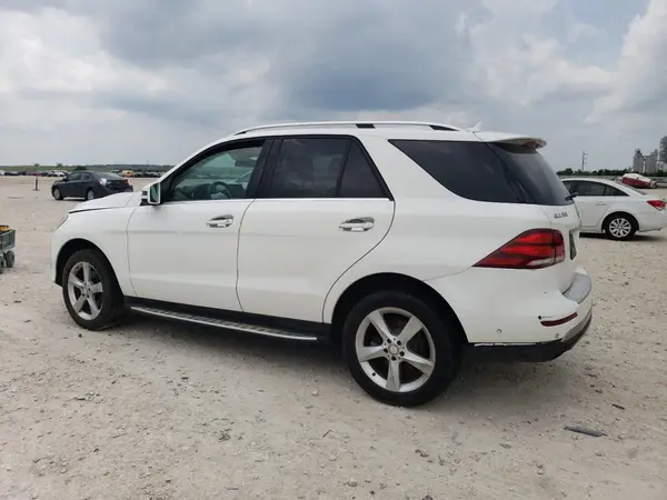 4JGDA5HB5GA685744 2016 MERCEDES-BENZ GLE - Image 2