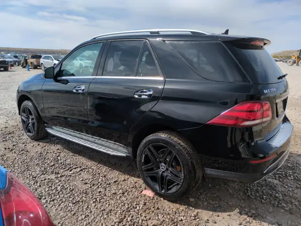 4JGDA5HB5GA715924 2016 MERCEDES-BENZ GLE - Image 2