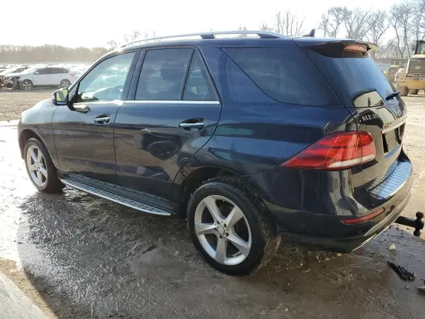 4JGDA5HB5GA762385 2016 MERCEDES-BENZ GLE - Image 2