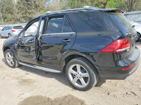 4JGDA5HB5GA783642 2016 MERCEDES-BENZ GLE - Image 2