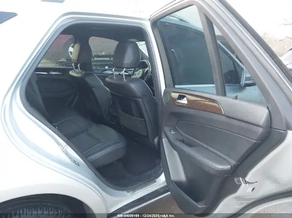 4JGDA5HB5GA797329 2016 MERCEDES-BENZ GLE - Image 8