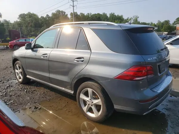 4JGDA5HB5HA823980 2017 MERCEDES-BENZ GLE - Image 2
