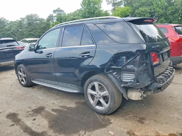 4JGDA5HB5HA863525 2017 MERCEDES-BENZ GLE - Image 2