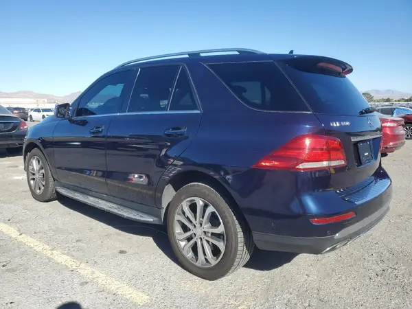 4JGDA5HB5HA888358 2017 MERCEDES-BENZ GLE - Image 2