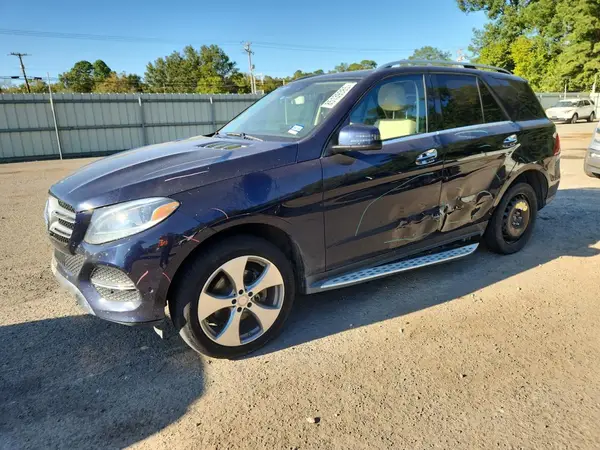 4JGDA5HB5HA889512 2017 MERCEDES-BENZ GLE - Image 1