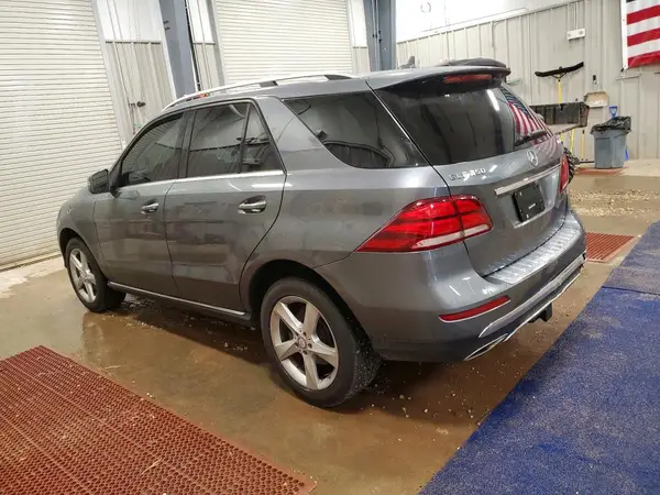 4JGDA5HB5HA892927 2017 MERCEDES-BENZ GLE - Image 2
