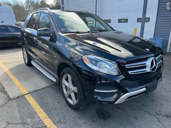 4JGDA5HB5HA912237 2017 MERCEDES-BENZ GLE - Image 1