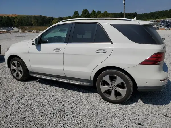 4JGDA5HB5HA914652 2017 MERCEDES-BENZ GLE - Image 2