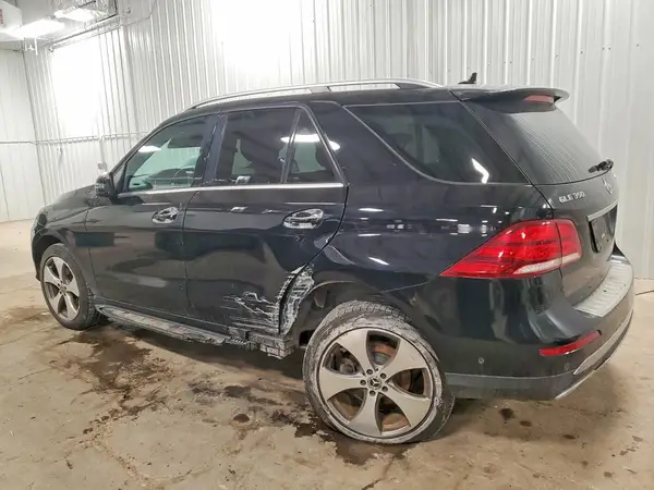 4JGDA5HB5HA915784 2017 MERCEDES-BENZ GLE - Image 2