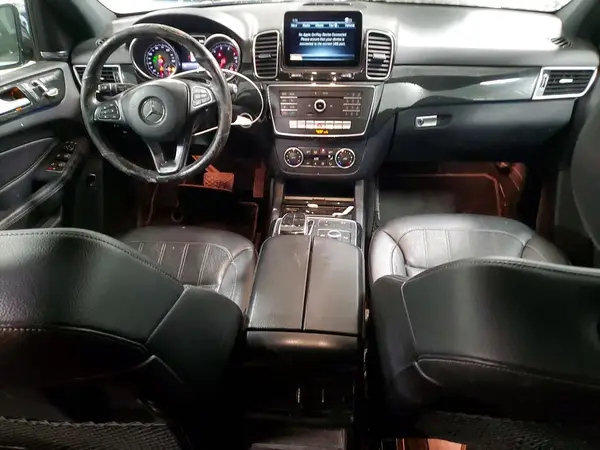 4JGDA5HB5HA915784 2017 MERCEDES-BENZ GLE - Image 8