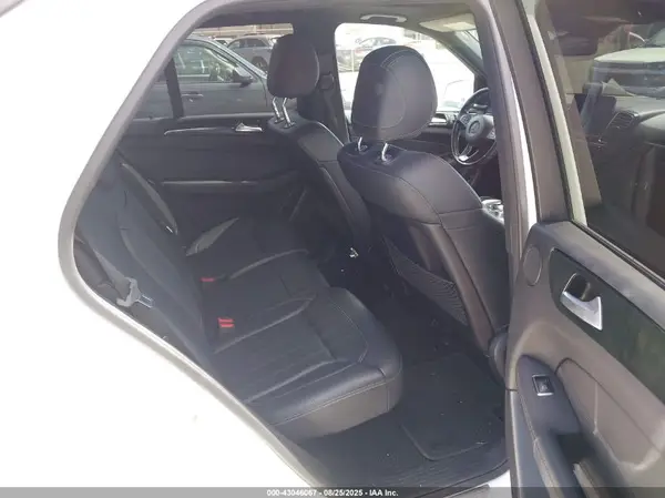 4JGDA5HB5HA916255 2017 MERCEDES-BENZ GLE - Image 8