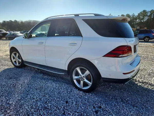 4JGDA5HB5HA918698 2017 MERCEDES-BENZ GLE - Image 2