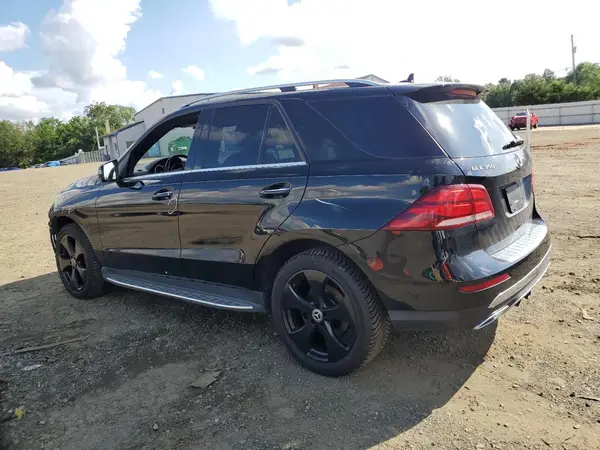 4JGDA5HB5HA922041 2017 MERCEDES-BENZ GLE - Image 2
