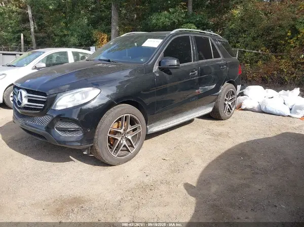 4JGDA5HB5HA946128 2017 MERCEDES-BENZ GLE - Image 2