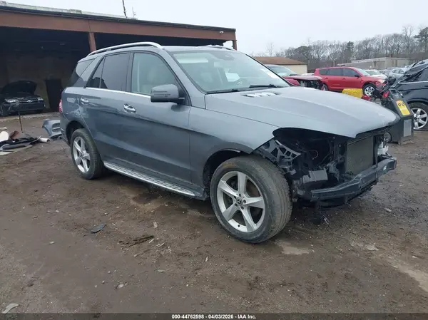 4JGDA5HB5HA978738 2017 MERCEDES-BENZ GLE - Image 1
