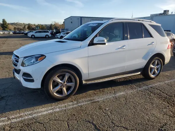 4JGDA5HB5JB013457 2018 MERCEDES-BENZ GLE - Image 1