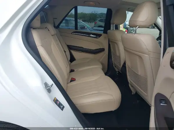4JGDA5HB5JB022000 2018 MERCEDES-BENZ GLE - Image 8