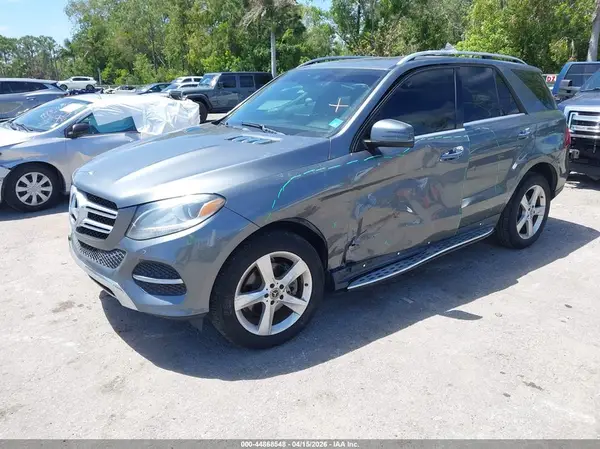 4JGDA5HB5JB024054 2018 MERCEDES-BENZ GLE - Image 2