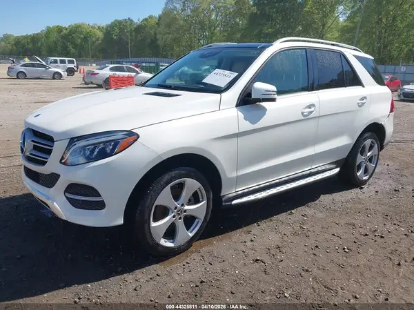 4JGDA5HB5JB028086 2018 MERCEDES-BENZ GLE - Image 2