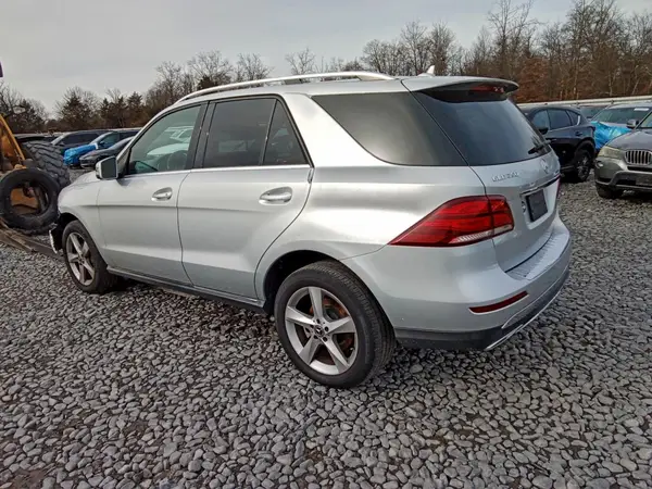 4JGDA5HB5JB040108 2018 MERCEDES-BENZ GLE - Image 2