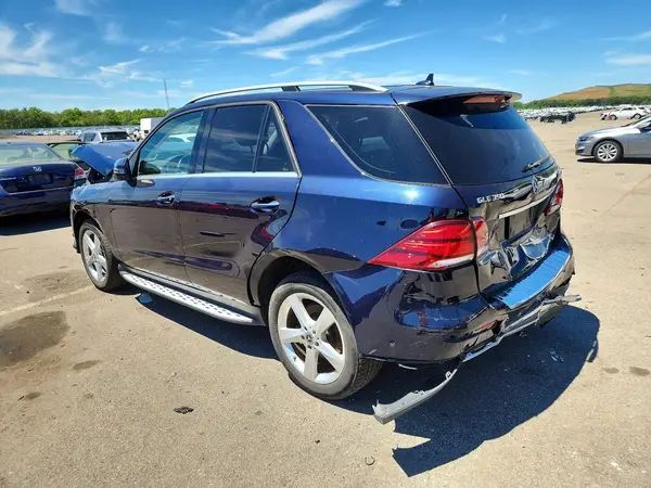 4JGDA5HB5JB065803 2018 MERCEDES-BENZ GLE - Image 2