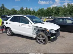 4JGDA5HB5JB093276 2018 MERCEDES-BENZ GLE
