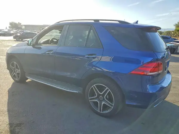 4JGDA5HB5JB104518 2018 MERCEDES-BENZ GLE - Image 2