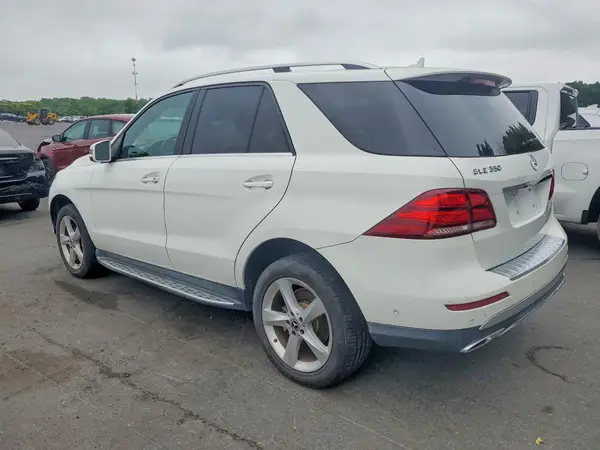 4JGDA5HB5JB127135 2018 MERCEDES-BENZ GLE - Image 2