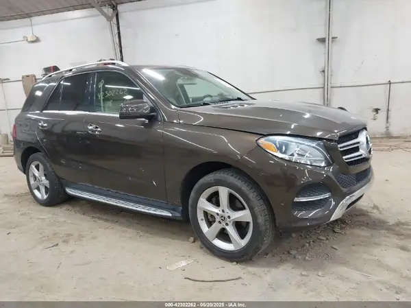 4JGDA5HB5JB128818 2018 MERCEDES-BENZ GLE - Image 1