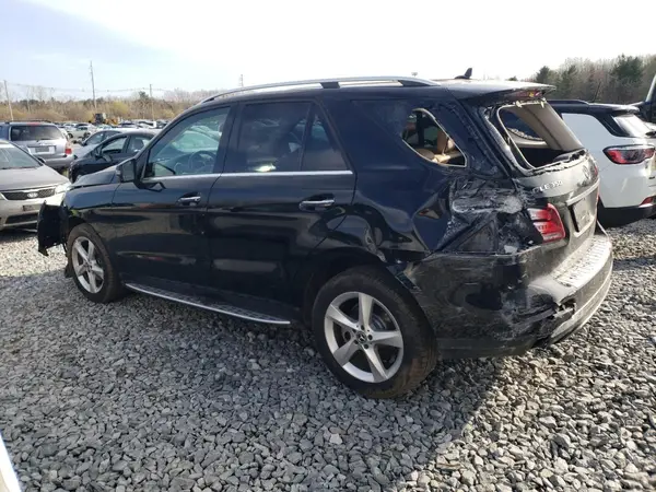 4JGDA5HB5JB143075 2018 MERCEDES-BENZ GLE - Image 2