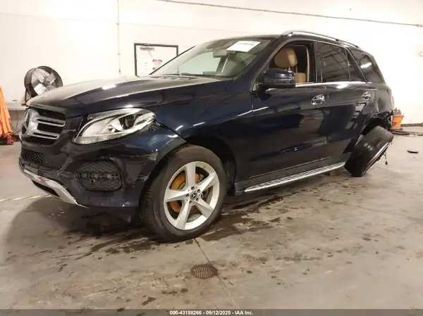 4JGDA5HB5JB159874 2018 MERCEDES-BENZ GLE - Image 2