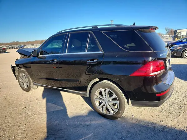 4JGDA5HB6GA695487 2016 MERCEDES-BENZ GLE - Image 2