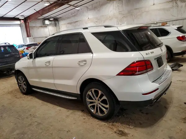 4JGDA5HB6GA714376 2016 MERCEDES-BENZ GLE - Image 2