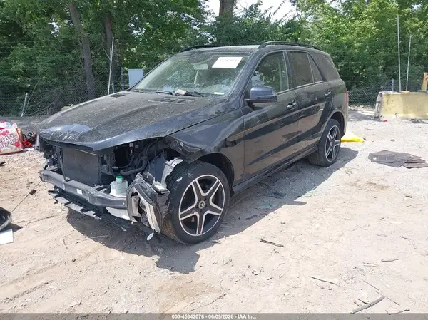 4JGDA5HB6HA921058 2017 MERCEDES-BENZ GLE - Image 2