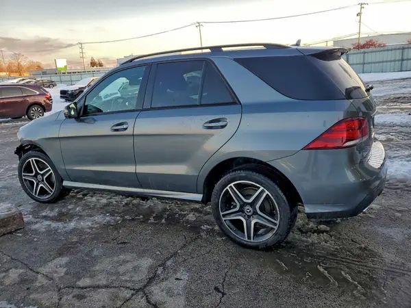 4JGDA5HB6HA921111 2017 MERCEDES-BENZ GLE - Image 2