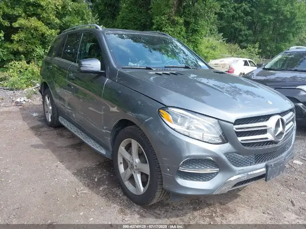 4JGDA5HB6HA923747 2017 MERCEDES-BENZ GLE - Image 1
