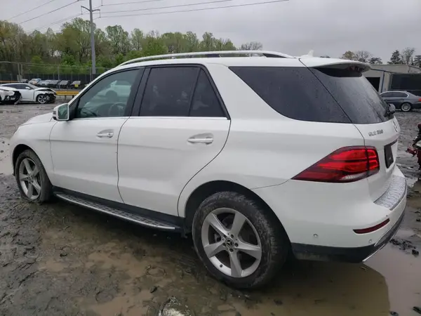4JGDA5HB6HA957686 2017 MERCEDES-BENZ GLE - Image 2