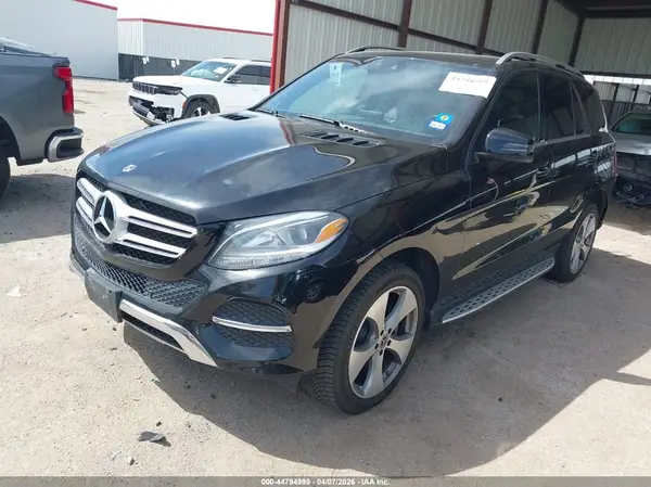 4JGDA5HB6HA976111 2017 MERCEDES-BENZ GLE - Image 2