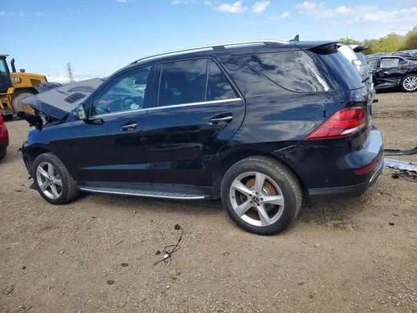 4JGDA5HB6JB004752 2018 MERCEDES-BENZ GLE - Image 2