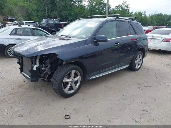 4JGDA5HB6JB008915 2018 MERCEDES-BENZ GLE - Image 2