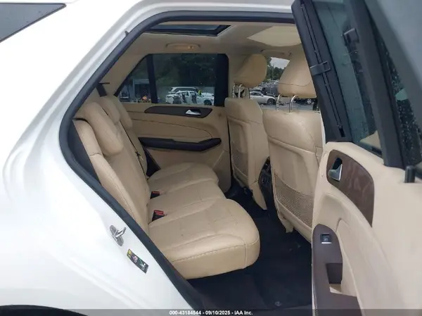 4JGDA5HB6JB010051 2018 MERCEDES-BENZ GLE - Image 8