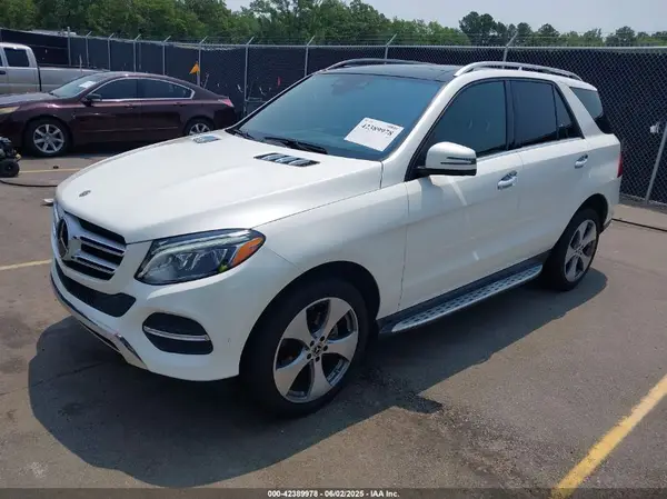 4JGDA5HB6JB012687 2018 MERCEDES-BENZ GLE - Image 2