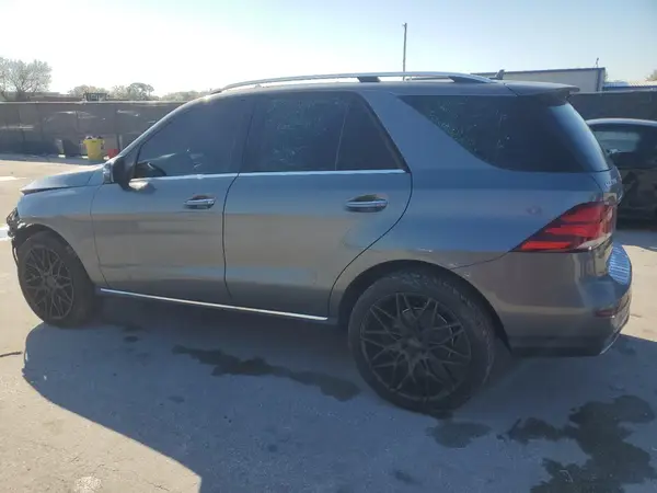 4JGDA5HB6JB061761 2018 MERCEDES-BENZ GLE - Image 2