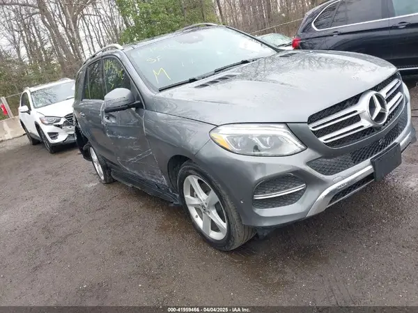 4JGDA5HB6JB097966 2018 MERCEDES-BENZ GLE - Image 1