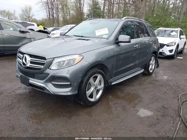 4JGDA5HB6JB097966 2018 MERCEDES-BENZ GLE - Image 2