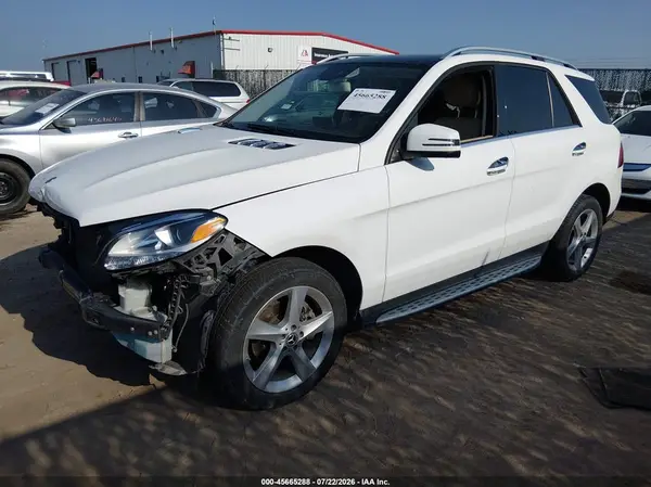 4JGDA5HB6JB139777 2018 MERCEDES-BENZ GLE - Image 2